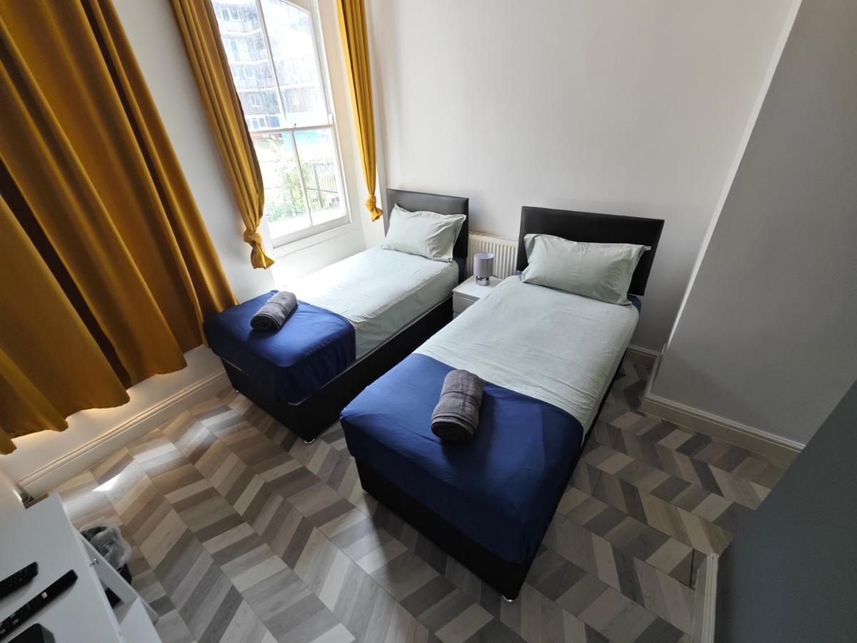 2 Bedroom 2 Bathroom Apartment In Old St - Shoreditch - Zone 1 ロンドン エクステリア 写真
