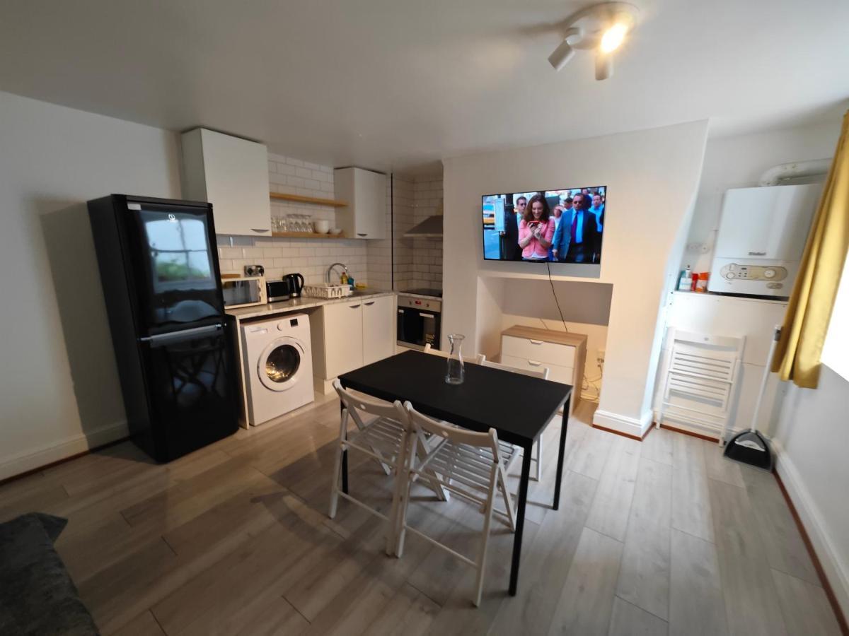 2 Bedroom 2 Bathroom Apartment In Old St - Shoreditch - Zone 1 ロンドン エクステリア 写真