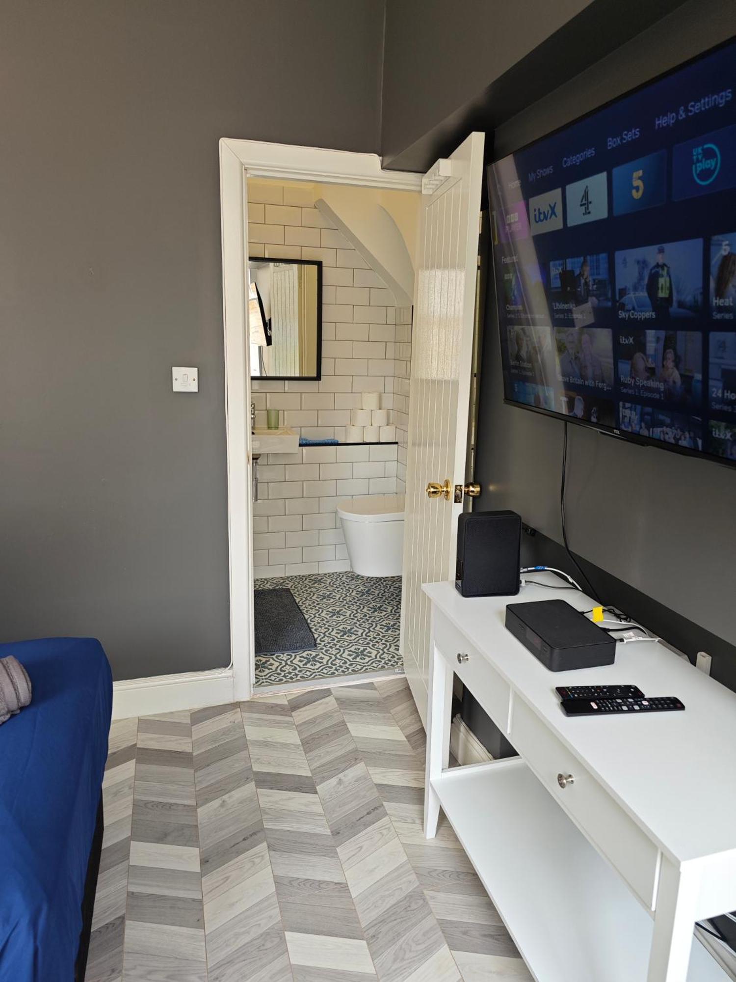 2 Bedroom 2 Bathroom Apartment In Old St - Shoreditch - Zone 1 ロンドン エクステリア 写真